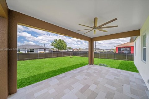House in Lehigh Acres, Florida 3 bedrooms № 2068254 - photo 26