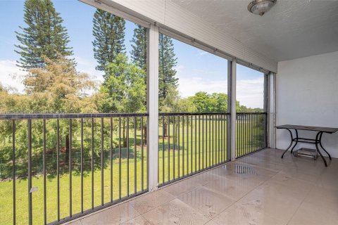 Condo in Davie, Florida, 2 bedrooms  № 1802490 - photo 17