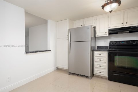 Condo in Davie, Florida, 2 bedrooms  № 1802490 - photo 8