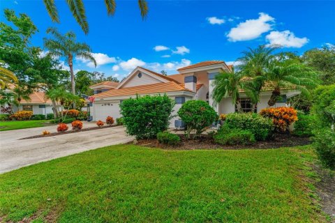 Casa en venta en Sarasota, Florida, 2 dormitorios, 155.43 m2 № 2384461 - foto 3