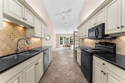 Casa en venta en Sarasota, Florida, 2 dormitorios, 155.43 m2 № 2384461 - foto 17