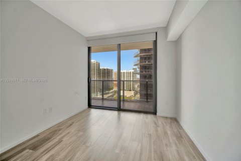 Copropriété à louer à Miami, Floride: 3 chambres, 134.71 m2 № 2153964 - photo 17