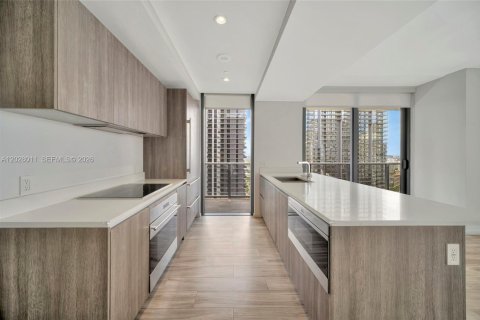 Copropriété à louer à Miami, Floride: 3 chambres, 134.71 m2 № 2153964 - photo 2