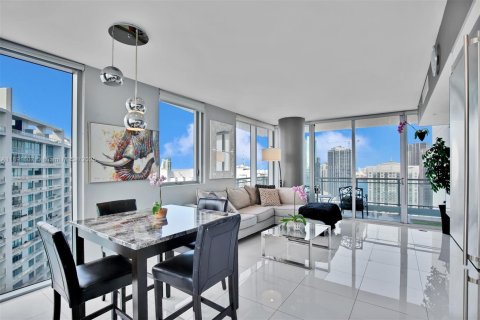 Condominio en alquiler en Miami, Florida, 2 dormitorios, 129.04 m2 № 1944776 - foto 7