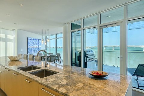 Condominio en venta en Sarasota, Florida, 4 dormitorios, 380.99 m2 № 2148301 - foto 22