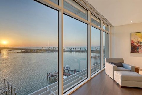 Condominio en venta en Sarasota, Florida, 4 dormitorios, 380.99 m2 № 2148301 - foto 24