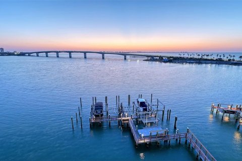 Condominio en venta en Sarasota, Florida, 4 dormitorios, 380.99 m2 № 2148301 - foto 15