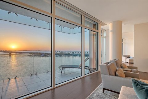 Condominio en venta en Sarasota, Florida, 4 dormitorios, 380.99 m2 № 2148301 - foto 10