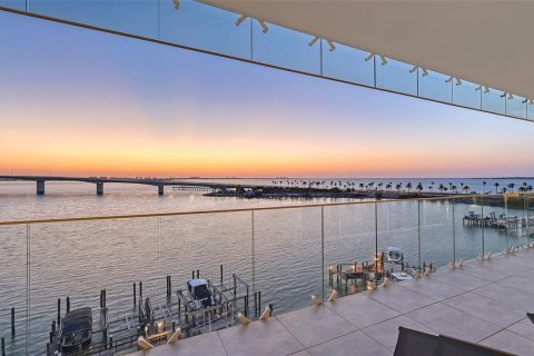 Condominio en venta en Sarasota, Florida, 4 dormitorios, 380.99 m2 № 2148301 - foto 21