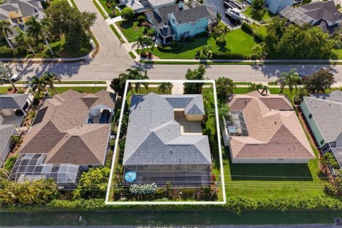 Villa ou maison à vendre à Bradenton, Floride: 4 chambres, 217.58 m2 № 2239755 - photo 3