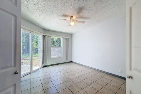 Condo in Orlando, Florida, 1 bedroom  № 2103016 - photo 29