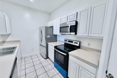 Copropriété à louer à Orlando, Floride: 3 chambres, 130.81 m2 № 2430446 - photo 5