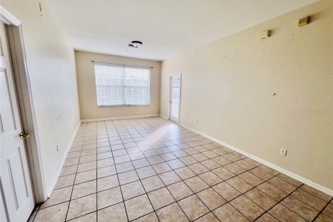 Copropriété à louer à Orlando, Floride: 3 chambres, 130.81 m2 № 2430446 - photo 4