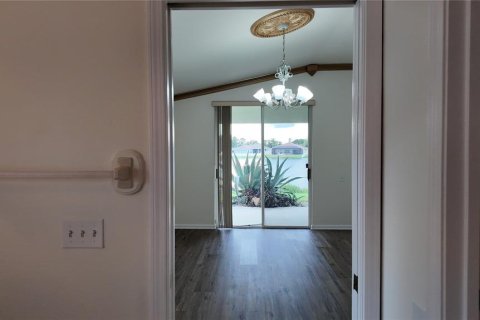Casa en venta en Wesley Chapel, Florida, 4 dormitorios, 233.93 m2 № 1904083 - foto 18