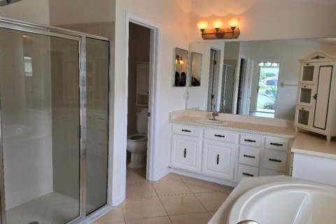 Casa en venta en Wesley Chapel, Florida, 4 dormitorios, 233.93 m2 № 1904083 - foto 20