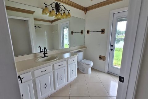 Casa en venta en Wesley Chapel, Florida, 4 dormitorios, 233.93 m2 № 1904083 - foto 28