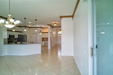 Casa en venta en Wesley Chapel, Florida, 4 dormitorios, 233.93 m2 № 1904083 - foto 14