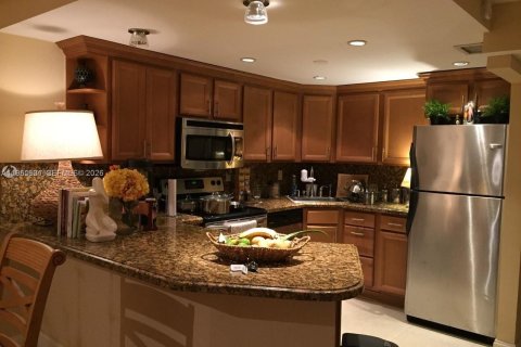 Copropriété à vendre à Hallandale Beach, Floride: 1 chambre, 85.01 m2 № 2024451 - photo 7