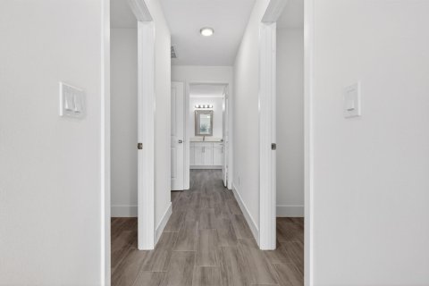 Купить виллу или дом в Виро-Бич, Флорида 3 комнаты, 170.85м2, № 2086193 - фото 17