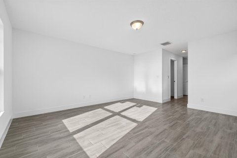 Купить виллу или дом в Виро-Бич, Флорида 3 комнаты, 170.85м2, № 2086193 - фото 16