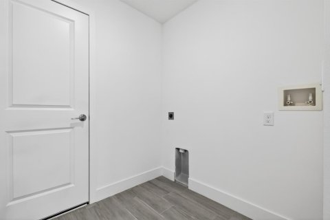 Купить виллу или дом в Виро-Бич, Флорида 3 комнаты, 170.85м2, № 2086193 - фото 27