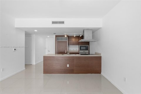 Condominio en venta en Miami, Florida, 1 dormitorio, 91.42 m2 № 1811433 - foto 13
