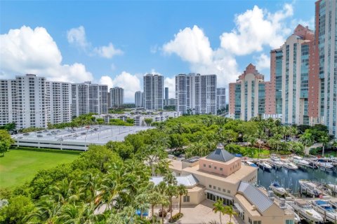 Condo in Aventura, Florida, 3 bedrooms  № 1294985 - photo 14