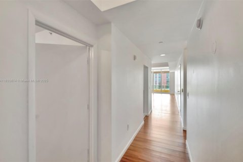 Condo in Aventura, Florida, 3 bedrooms  № 1294985 - photo 7