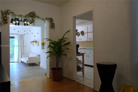 Villa ou maison à vendre à Miami, Floride: 3 chambres, 139.91 m2 № 1987779 - photo 21