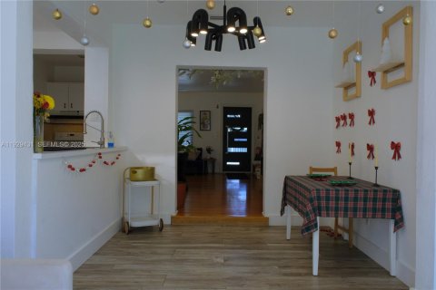 Villa ou maison à vendre à Miami, Floride: 3 chambres, 139.91 m2 № 1987779 - photo 24