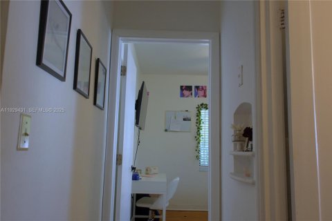 Villa ou maison à vendre à Miami, Floride: 3 chambres, 139.91 m2 № 1987779 - photo 17