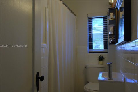 Villa ou maison à vendre à Miami, Floride: 3 chambres, 139.91 m2 № 1987779 - photo 20