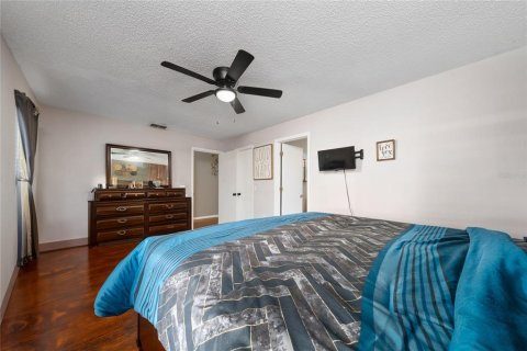 House in Lakeland, Florida 3 bedrooms, 128.95 sq.m. № 1905107 - photo 10