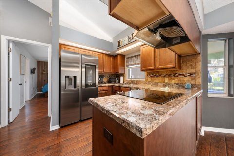 House in Lakeland, Florida 3 bedrooms, 128.95 sq.m. № 1905107 - photo 6