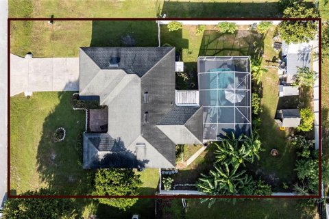 House in Lakeland, Florida 3 bedrooms, 128.95 sq.m. № 1905107 - photo 30