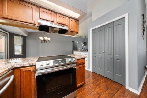 House in Lakeland, Florida 3 bedrooms, 128.95 sq.m. № 1905107 - photo 8