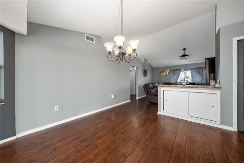 House in Lakeland, Florida 3 bedrooms, 128.95 sq.m. № 1905107 - photo 7