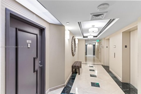Condo in Aventura, Florida, 2 bedrooms  № 1946419 - photo 6