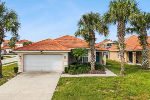 House in Davenport, Florida 4 bedrooms, 143.26 sq.m. № 2395913