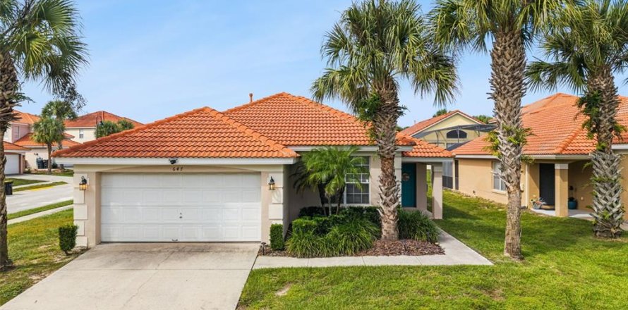 House in Davenport, Florida 4 bedrooms, 143.26 sq.m. № 2395913