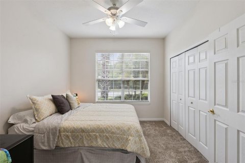 House in Davenport, Florida 4 bedrooms, 143.26 sq.m. № 2395913 - photo 9
