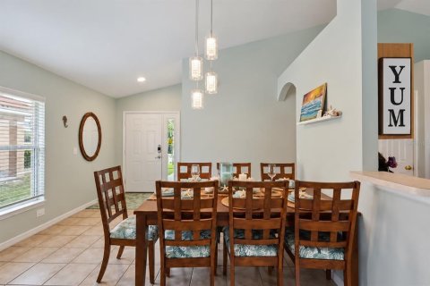House in Davenport, Florida 4 bedrooms, 143.26 sq.m. № 2395913 - photo 23