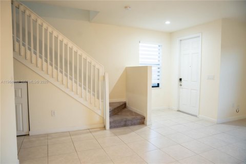 Casa en alquiler en Hialeah, Florida, 3 dormitorios, 143.07 m2 № 2026347 - foto 6