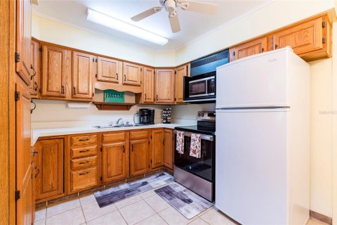 Casa en venta en Zephyrhills, Florida, 2 dormitorios, 110.93 m2 № 1904850 - foto 13