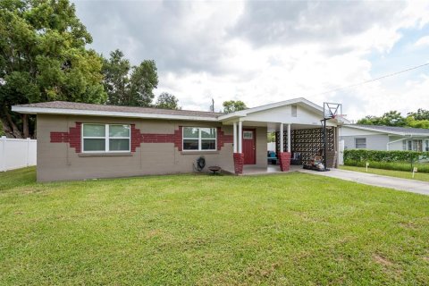 Casa en venta en Zephyrhills, Florida, 2 dormitorios, 110.93 m2 № 1904850 - foto 2