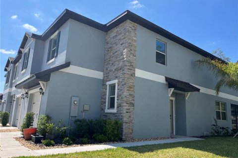 Adosado en alquiler en Wesley Chapel, Florida, 3 dormitorios, 166.02 m2 № 1905396 - foto 2