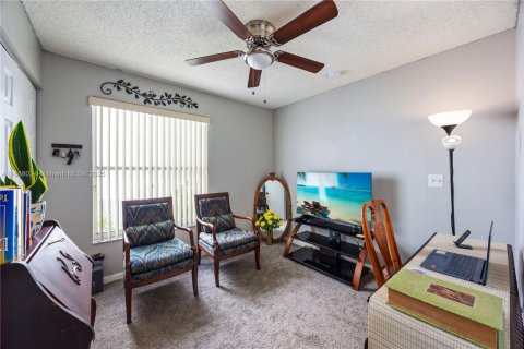 Casa en venta en Miramar, Florida, 3 dormitorios, 113.43 m2 № 1889461 - foto 11