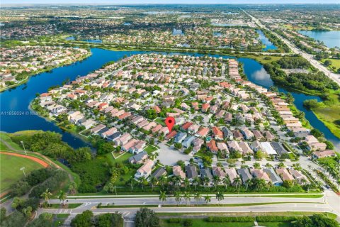 Casa en venta en Miramar, Florida, 3 dormitorios, 113.43 m2 № 1889461 - foto 15