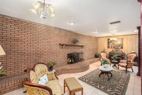 Casa en venta en Tampa, Florida, 5 dormitorios, 357.12 m2 № 1544383 - foto 14