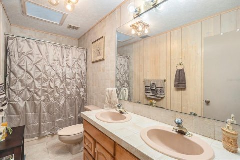 Casa en venta en Tampa, Florida, 5 dormitorios, 357.12 m2 № 1544383 - foto 26